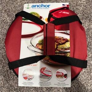 Anchor Round Insulated Tote with Casserole Dish